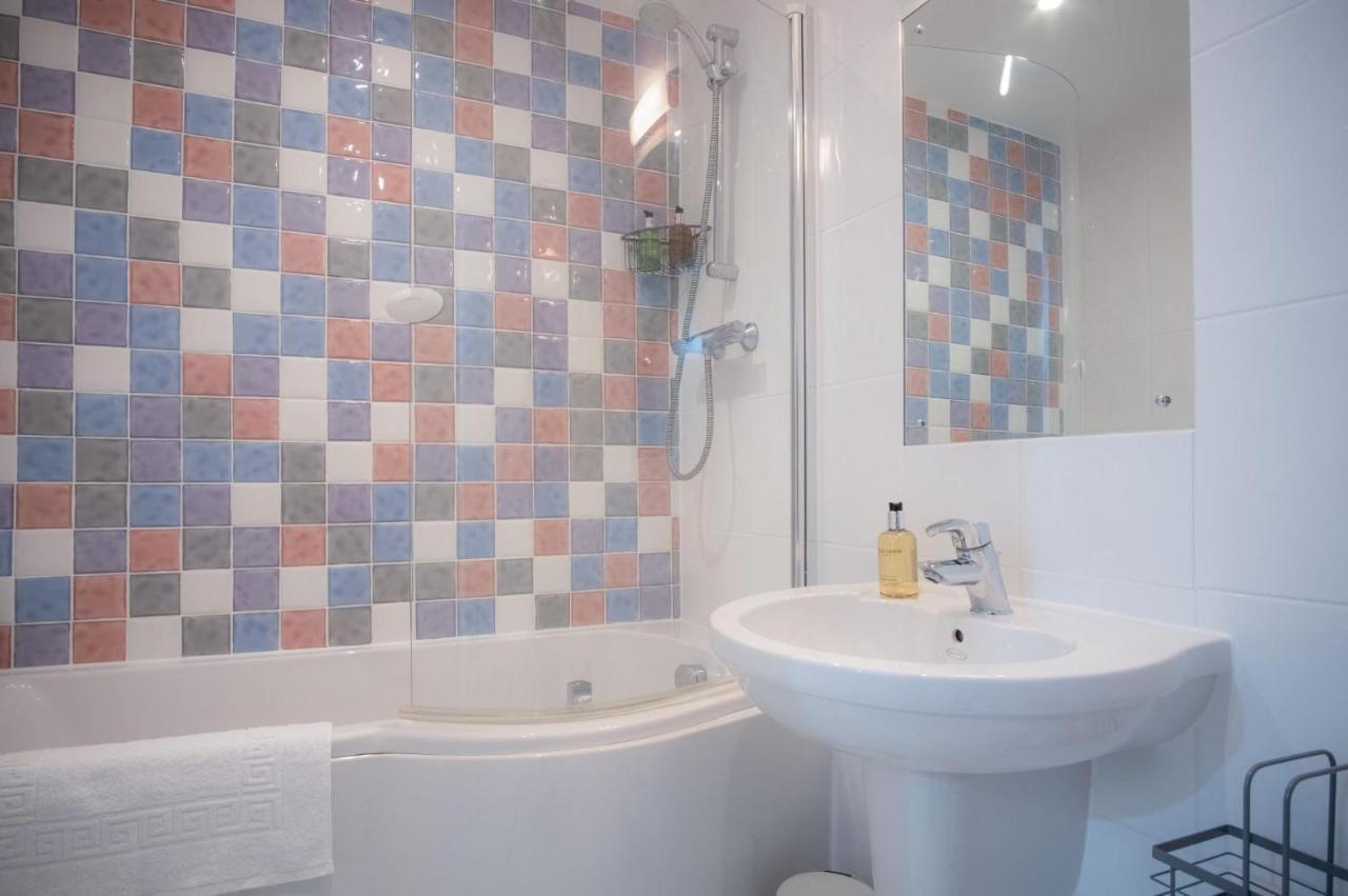 Minarvon - 2 Bedroom Apartment - Сондерсфут Екстер'єр фото